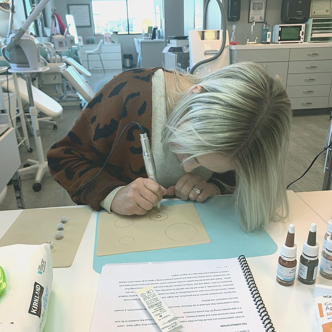 ADVANCED PERMANENT MAKEUP TRAINING