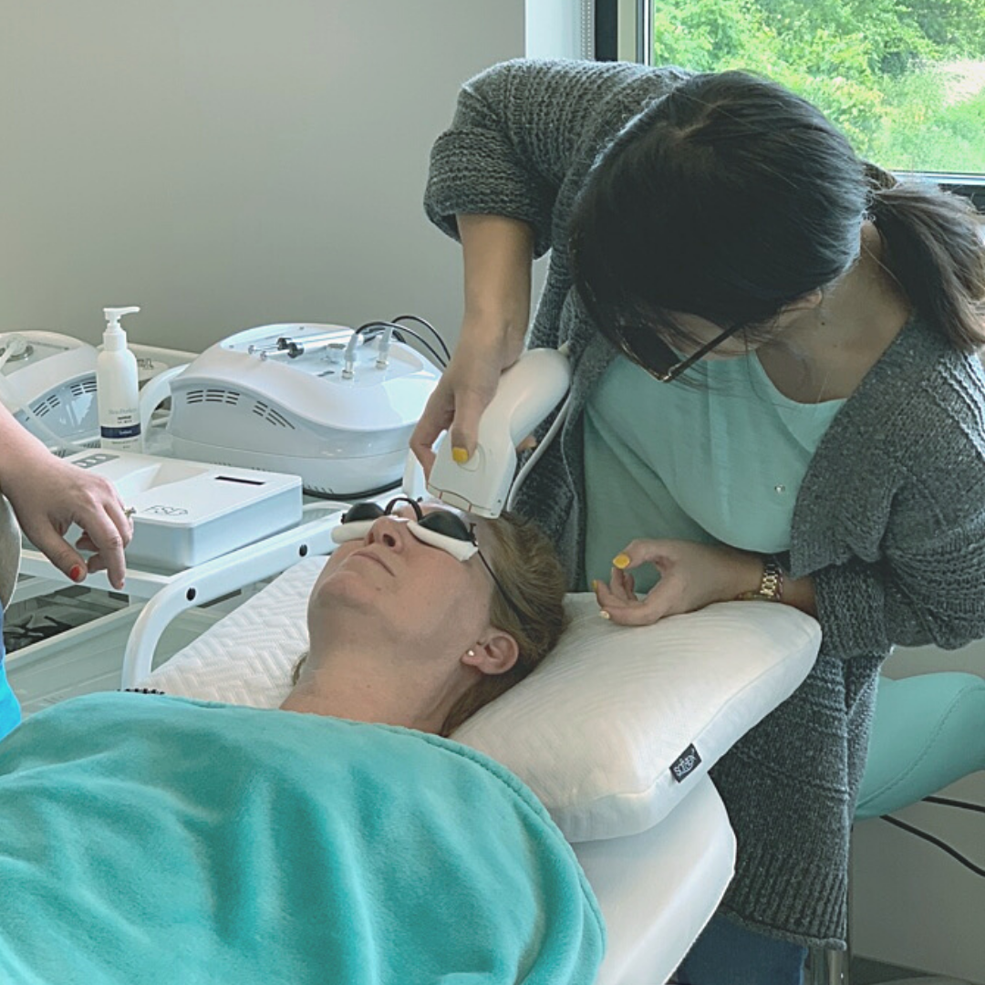 CLINICAL ESTHETICS HYBRID COURSE